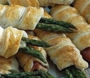 Cannoli di asparagi e pancetta in pasta sfoglia