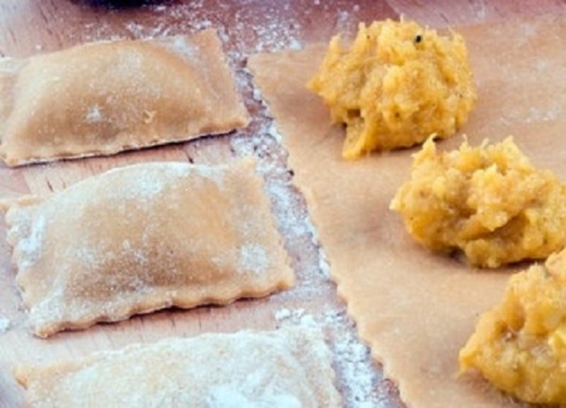 tortelli-ripieni-di-zucca-gialla