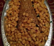 Struffoli napoletani con cornucopia