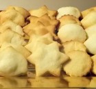 Biscotti al parmigiano natalizi