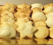 Biscotti al parmigiano natalizi