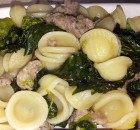 Orecchiette con salsiccia e cime di rapa