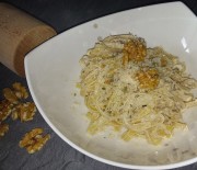 Tagliatelle in salsa di noci